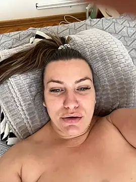 SweetCurvess online show from 18, 5, 2026