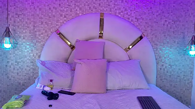 esmeralda sm online show from 12, 3, 2026