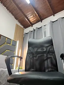 Oliver bigblack cock online show from 29, 4, 2026