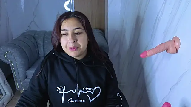 Lunafemme tf online show from 22, 4, 2026