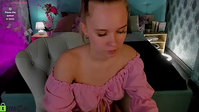 Alice Pleasance online show from 31, 3, 2026