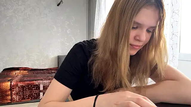 OlaTaulbee online show from 14, 3, 2026