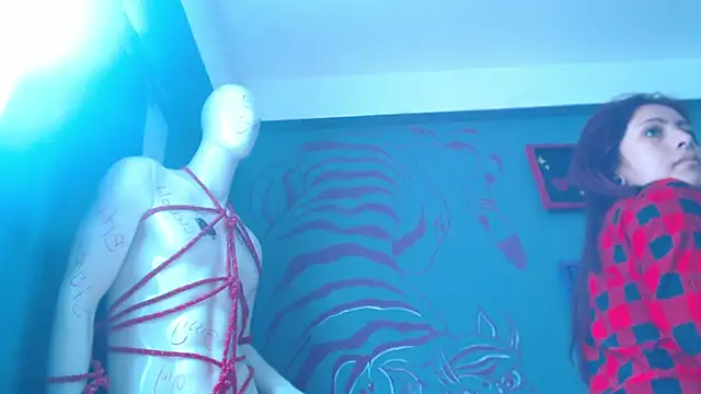 Snapshot of Regina_Iris chatting on 17, 5, 2026 Regina Iris online show from 17, 5, 2026
