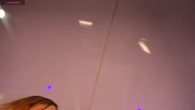 cuttie blondie online show from 24, 4, 2026