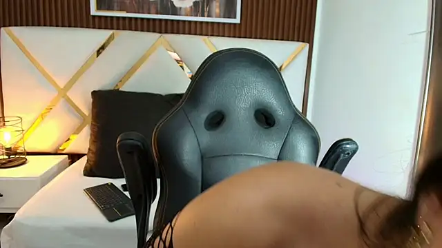 Sluttyysucker  online show from 26, 3, 2026