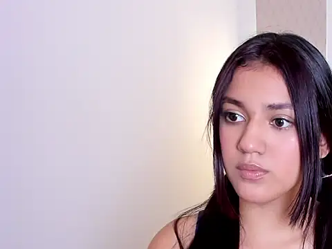 cristin collins online show from 9, 4, 2026