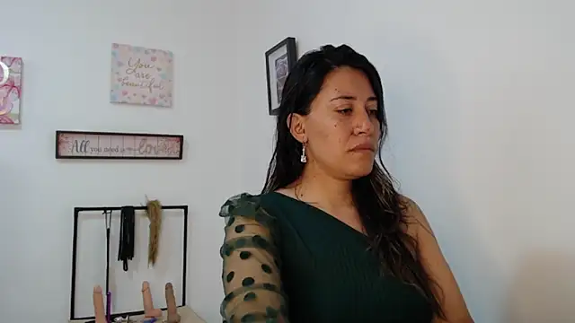 violeta scott online show from 15, 4, 2026