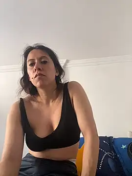 ItsAmara online show from 2, 8, 2026