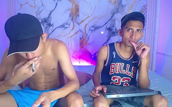 Boys xxx  online show from 3, 4, 2026