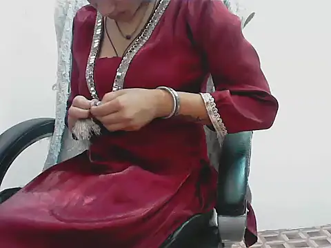 Snapshot of ragini_bby chatting on 30, 5, 2026 ragini bby online show from 30, 5, 2026