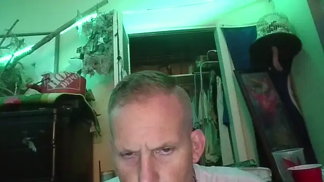 Snapshot of strokingjoe14585 chatting on 13, 6, 2026 strokingjoe14585 online show from 13, 6, 2026