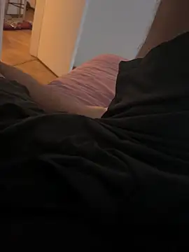 alej2x4 online show from 4, 4, 2026