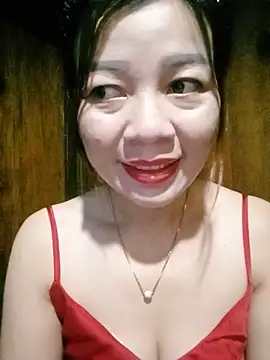 Snapshot of Yiyi102300 chatting on 9, 6, 2026 Yiyi102300 online show from 9, 6, 2026