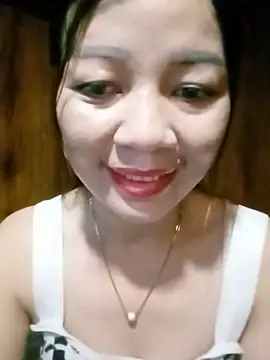 Snapshot of Yiyi102300 chatting on 14, 6, 2026 Yiyi102300 online show from 14, 6, 2026