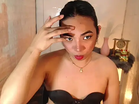 xLinda Walkerx online show from 23, 4, 2026