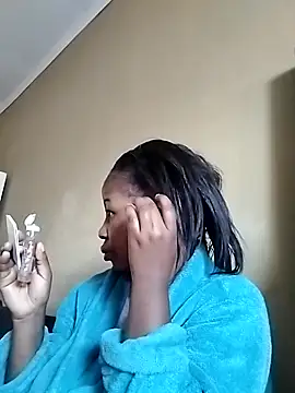 Snapshot of Prettylicou chatting on 27, 5, 2026 Prettylicou online show from 27, 5, 2026