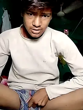Snapshot of pandey_ji_ka_beta_hu chatting on 8, 4, 2026 pandey ji ka beta hu online show from 8, 4, 2026