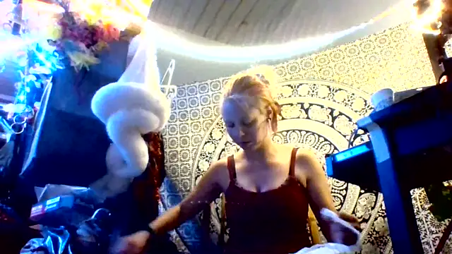 Snapshot of Ambionce chatting on 20, 5, 2026 Ambionce online show from 20, 5, 2026