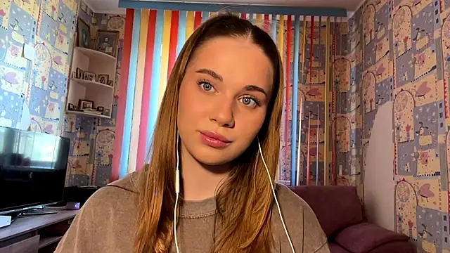 Snapshot of Miss_Blessnyth chatting on 6, 5, 2026 Miss Blessnyth online show from 6, 5, 2026
