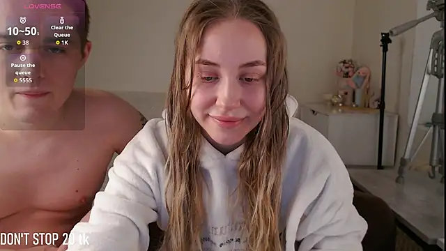 MikeXEmilia online show from 11, 5, 2026