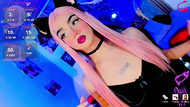 Snapshot of blonde_queen- chatting on 20, 4, 2026 blonde queen- online show from 20, 4, 2026