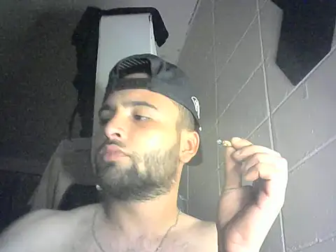 Snapshot of Relk130p chatting on 7, 4, 2026 Relk130p online show from 7, 4, 2026