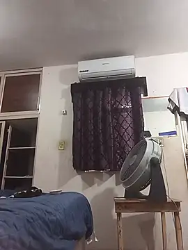 Snapshot of Mortalrey27 chatting on 3, 8, 2026 Mortalrey27 online show from 3, 8, 2026