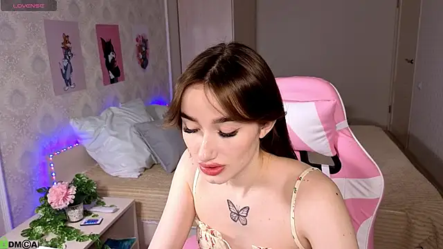 Lady Sunrise12 online show from 2, 4, 2026