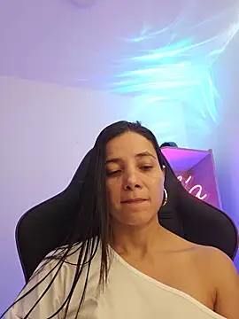 miaeyex online show from 20, 5, 2026