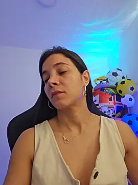 miaeyex online show from 15, 6, 2026