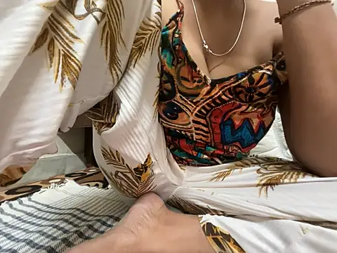 Noor Sexy02 online show from 23, 5, 2026