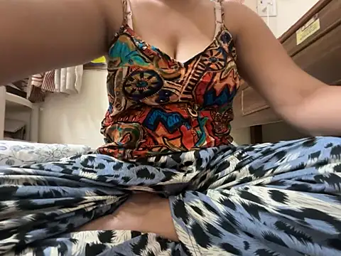 Noor Sexy02 online show from 8, 6, 2026