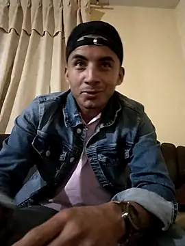 Snapshot of gabosexi007 chatting on 15, 3, 2026 gabosexi007 online show from 15, 3, 2026