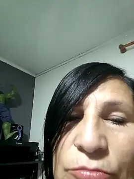 Snapshot of Ladygreeneyes chatting on 23, 4, 2026 Ladygreeneyes online show from 23, 4, 2026