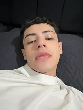 Snapshot of SebastianReed_ chatting on 8, 4, 2026 SebastianReed online show from 8, 4, 2026