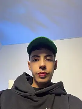 Snapshot of SebastianReed_ chatting on 20, 6, 2026 SebastianReed online show from 20, 6, 2026