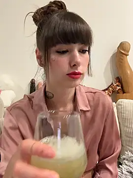 Snapshot of xsugarbabe chatting on 6, 5, 2026 xsugarbabe online show from 6, 5, 2026