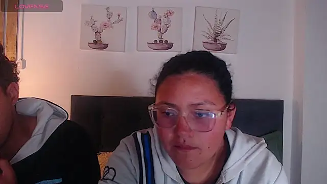 Snapshot of naughtycouplex_ chatting on 6, 4, 2026 naughtycouplex online show from 6, 4, 2026