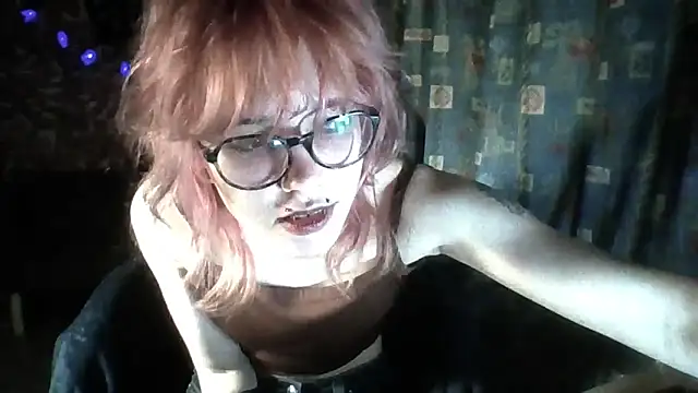 whiny emo boi online show from 5, 4, 2026
