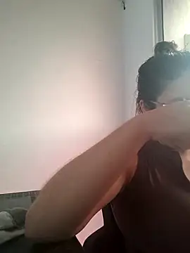 Snapshot of Aila_Phone chatting on 8, 4, 2026 Aila Phone online show from 8, 4, 2026