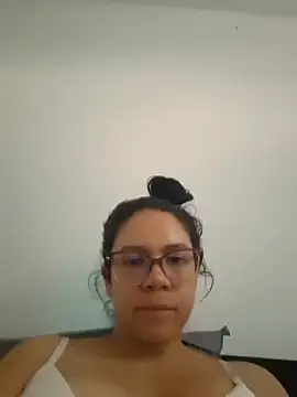 Snapshot of Aila_Phone chatting on 14, 4, 2026 Aila Phone online show from 14, 4, 2026