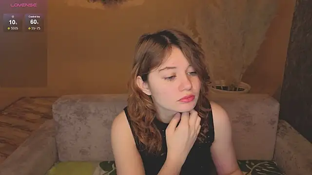 ElizabethRedWings online show from 20, 5, 2026