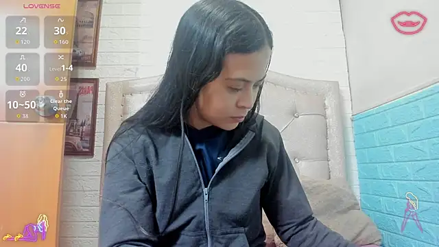 LITTLE-NESSA online show from 29, 4, 2026