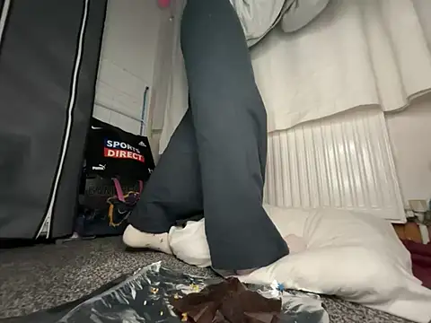 bimboiiii online show from 24, 3, 2026