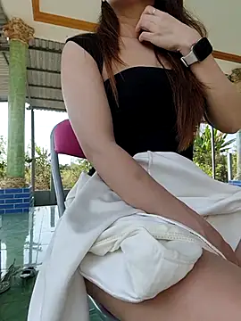 Jeen deer online show from 18, 4, 2026