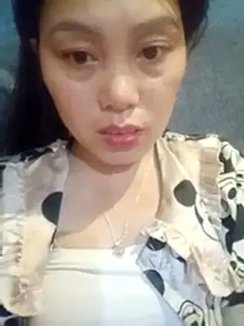 Snapshot of Abi-ni chatting on 26, 5, 2026 Abi-ni online show from 26, 5, 2026