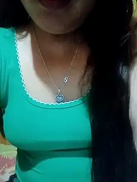 Snapshot of Abi-ni chatting on 18, 6, 2026 Abi-ni online show from 18, 6, 2026