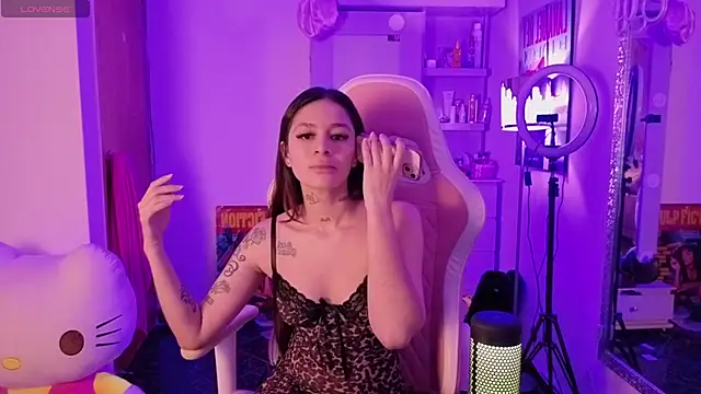Oliviasims online show from 4, 7, 2026