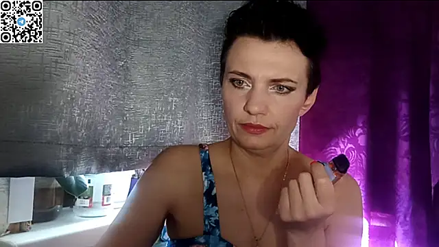 Snapshot of HotMamaQueen234 chatting on 8, 5, 2026 HotMamaQueen234 online show from 8, 5, 2026