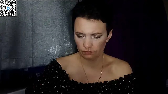 Snapshot of HotMamaQueen234 chatting on 8, 6, 2026 HotMamaQueen234 online show from 8, 6, 2026